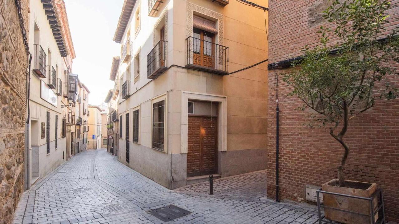 Apartamento Deluxe Cerca De La Catedral By Toledo Ap Bagian luar foto